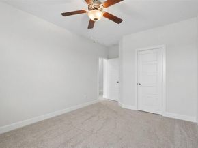 580  Courtyard Lane , Irving Texas 75039