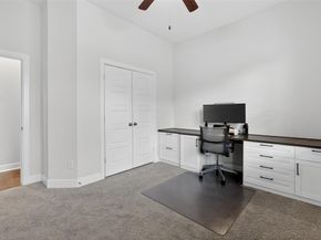 580  Courtyard Lane , Irving Texas 75039