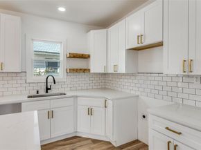 943 E Richmond Avenue , Fort Worth Texas 76104