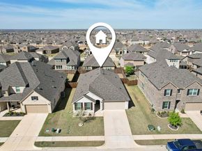 1521  Quentin Drive , Aubrey Texas 76227