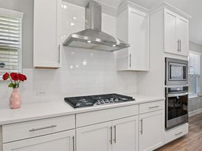 1521  Quentin Drive , Aubrey Texas 76227