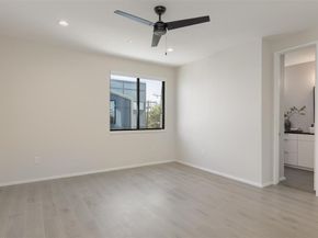 4703  Munger Avenue  101, Dallas Texas 75204