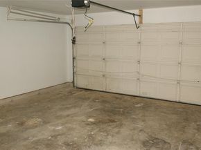 610  Squaw Creek Court , Arlington Texas 76018