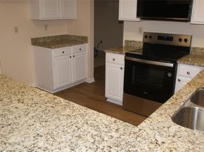 610  Squaw Creek Court , Arlington Texas 76018