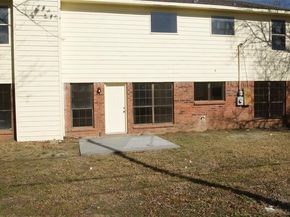 610  Squaw Creek Court , Arlington Texas 76018