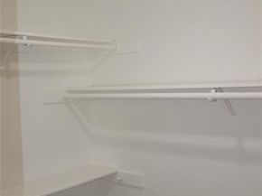 610  Squaw Creek Court , Arlington Texas 76018