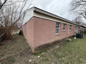 322  Davidson Drive , Garland Texas 75040