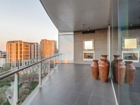 3130 N Harwood Street  1604, Dallas Texas 75201