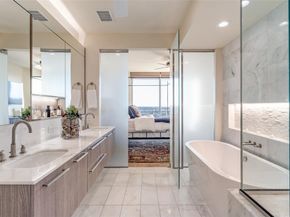 3130 N Harwood Street  1604, Dallas Texas 75201