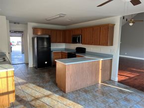 824  Johnston Lane , Cedar Hill Texas 75104