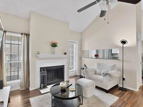 5981  Arapaho Road  1006, Dallas Texas 75248