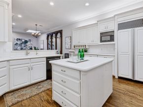 7228  Helsem Bend , Dallas Texas 75230