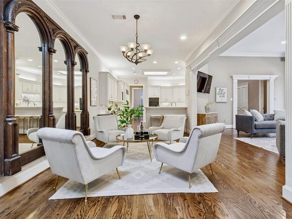 7228  Helsem Bend , Dallas Texas 75230
