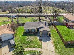 2308  Foxglen Court , Fort Worth Texas 76131