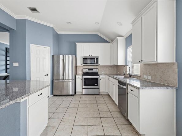 4507  Foxmeadow Trail , Arlington Texas 76017