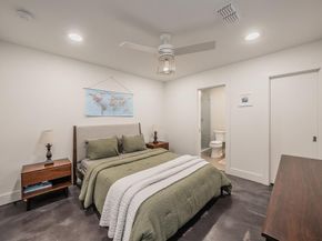 4954  Camdale Court , Dallas Texas 75206