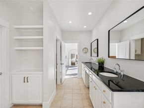 3926  Holland Avenue  102, Dallas Texas 75219