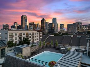 2214  Worthington Street , Dallas Texas 75204