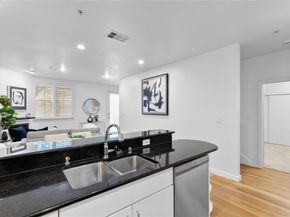 3922  Gilbert Avenue  115, Dallas Texas 75219