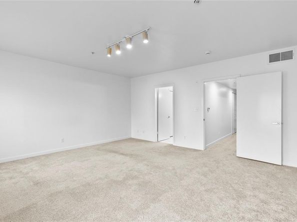 3922  Gilbert Avenue  115, Dallas Texas 75219