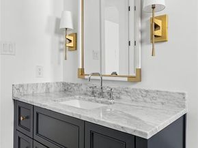 9826  Mixon Drive , Dallas Texas 75220