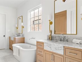 9826  Mixon Drive , Dallas Texas 75220