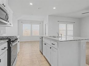 724  Basteen Lane , Justin Texas 76247