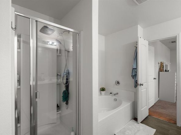 9831  Whistler Drive , Dallas Texas 75217