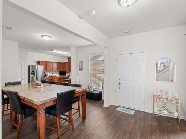 9831  Whistler Drive , Dallas Texas 75217