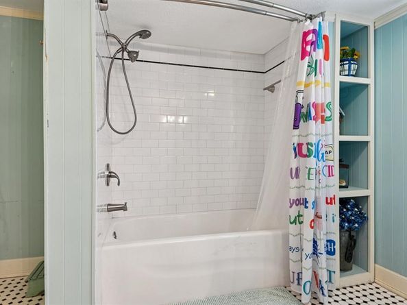 11701  Oakwood Lane , Fort Worth Texas 76179