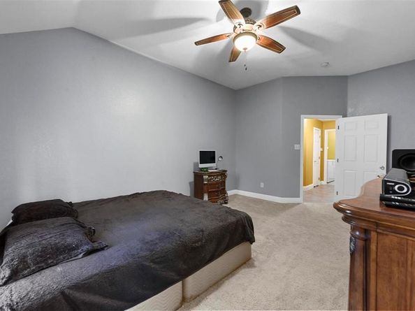 4621  Saint Francis Avenue , Dallas Texas 75227