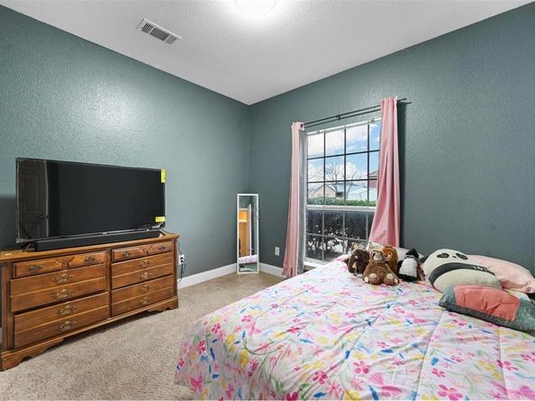 4621  Saint Francis Avenue , Dallas Texas 75227