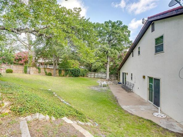 101  Valley View Court , Azle Texas 76020