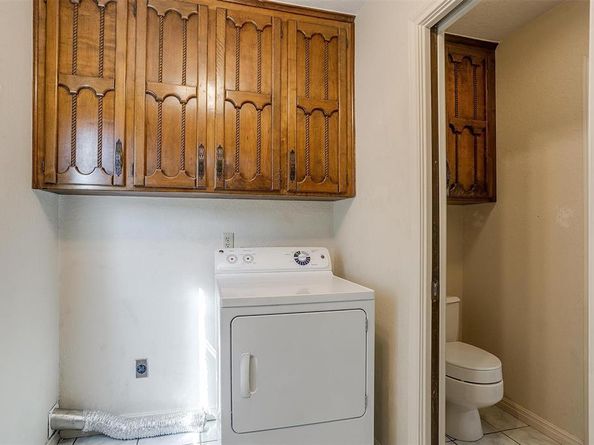 101  Valley View Court , Azle Texas 76020