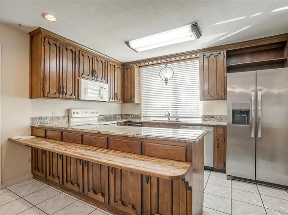 101  Valley View Court , Azle Texas 76020