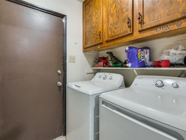 7426  Cloverglen Drive , Dallas Texas 75249