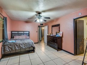 7426  Cloverglen Drive , Dallas Texas 75249