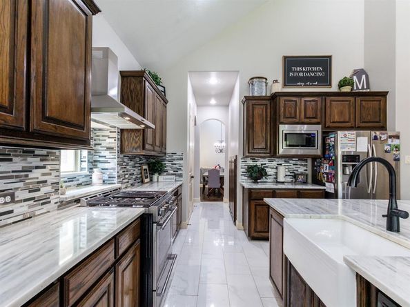 1232  Grant Avenue , Lantana Texas 76226