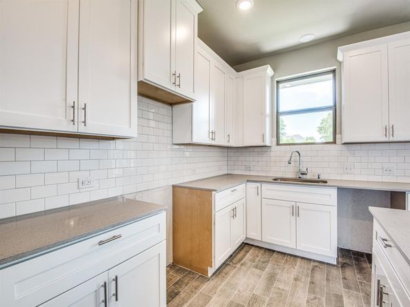 641  Hutchinson Lane , Lewisville Texas 75077