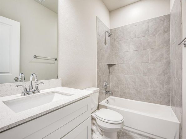 641  Hutchinson Lane , Lewisville Texas 75077