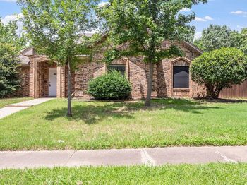 1416  Sweetgum Circle 