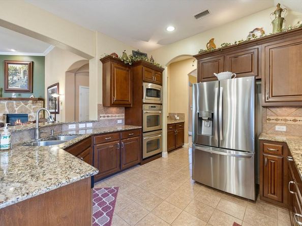 16184  mapleshade  , Frisco Texas 75035