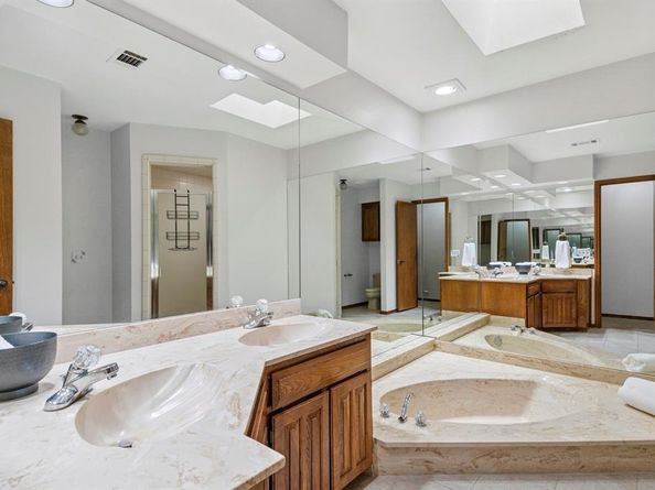 1308  Clubhouse Court , Mansfield Texas 76063