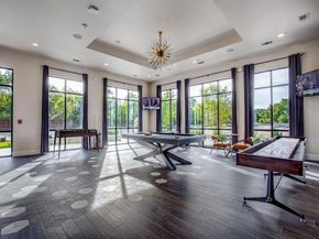 2526  Carmelita Street , Dallas Texas 75212