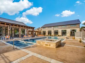 2526  Carmelita Street , Dallas Texas 75212