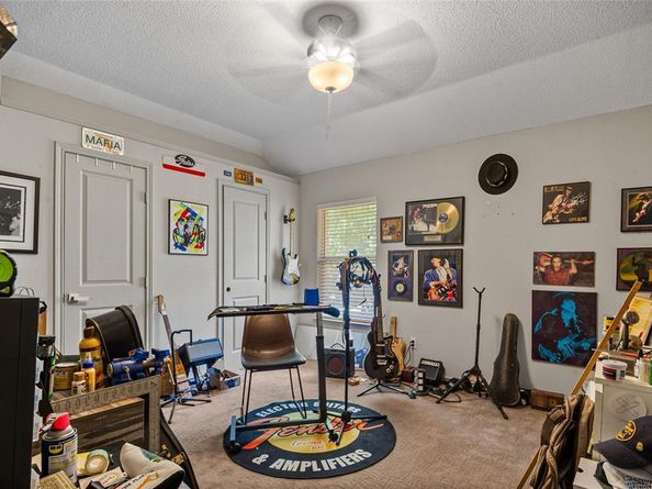 514  Baltusrol Circle , Garland Texas 75044