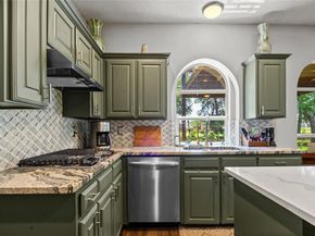 514  Baltusrol Circle , Garland Texas 75044