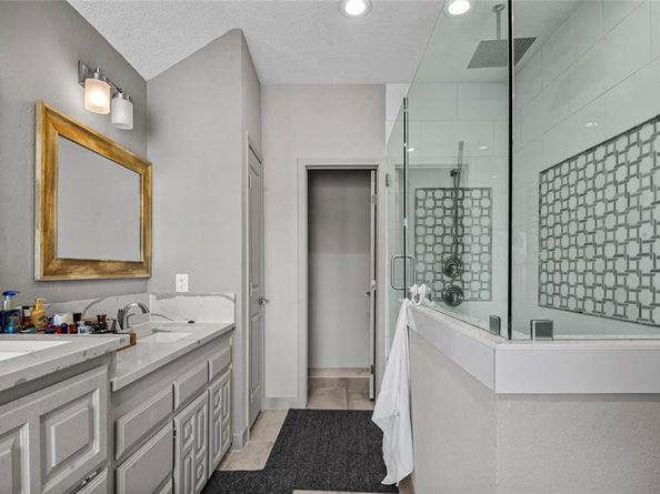 514  Baltusrol Circle , Garland Texas 75044