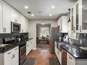 1003  Tanglewood Drive , Cedar Hill Texas 75104