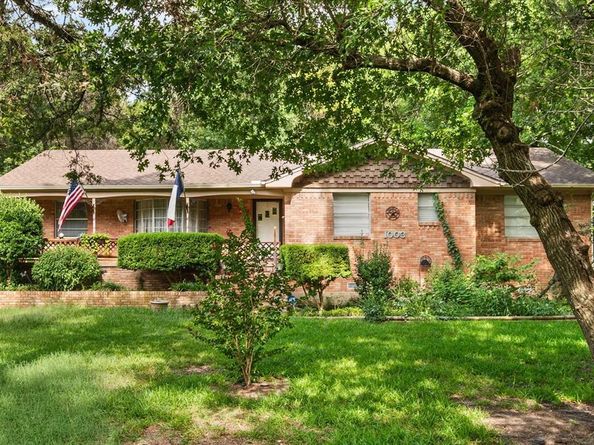 1003  Tanglewood Drive , Cedar Hill Texas 75104